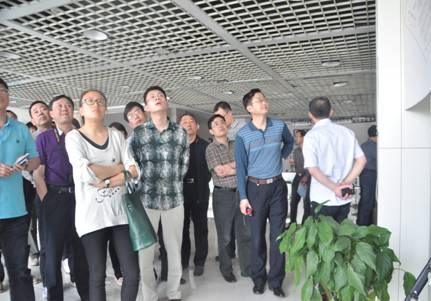 煙臺市領導干部參觀考察盤網互聯信息技術有限公司