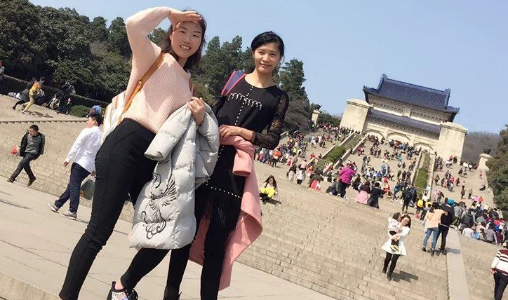 盤網互聯團隊均是來自各個行業的優秀人才組成，對于網站策劃、設計、推廣擁有豐富的經驗！